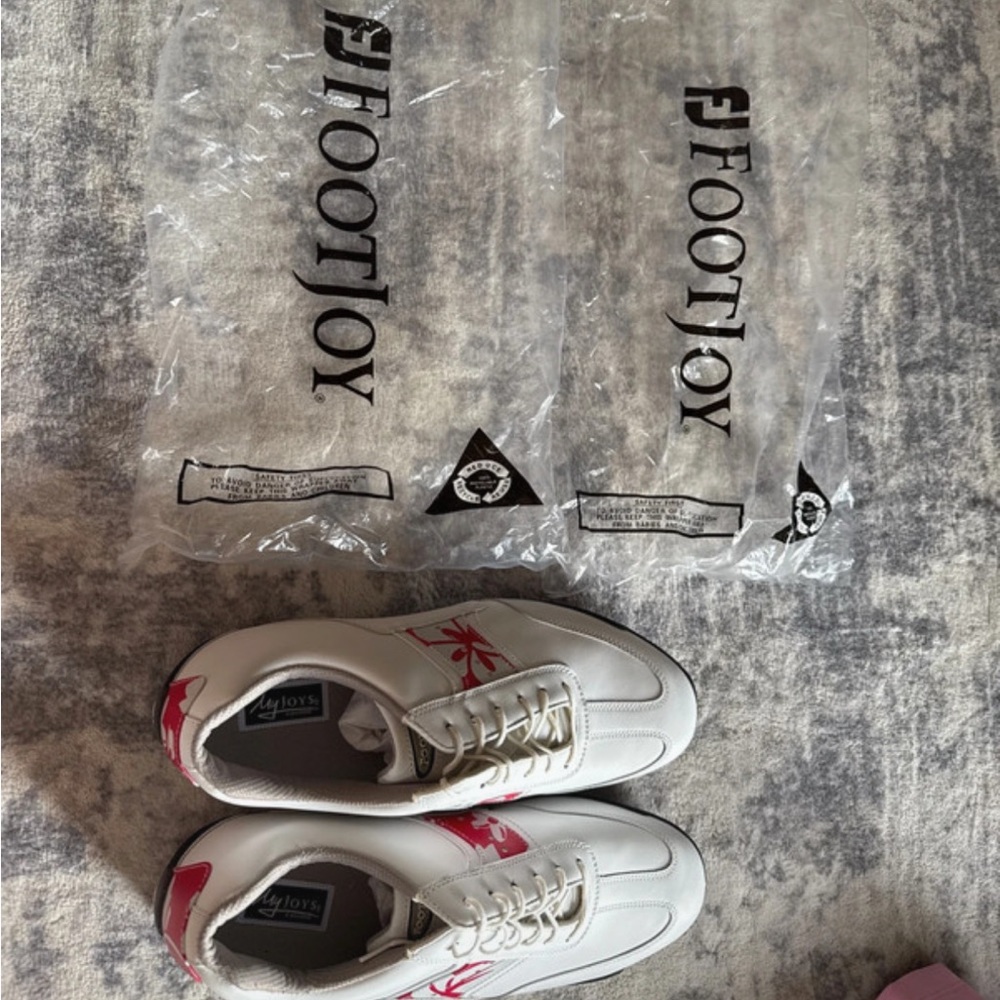 Footjoy, Men’s golf sneakers with spikes